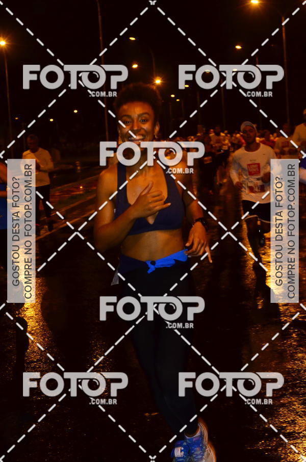 Buy your photos of the eventLuminous Run on Fotop