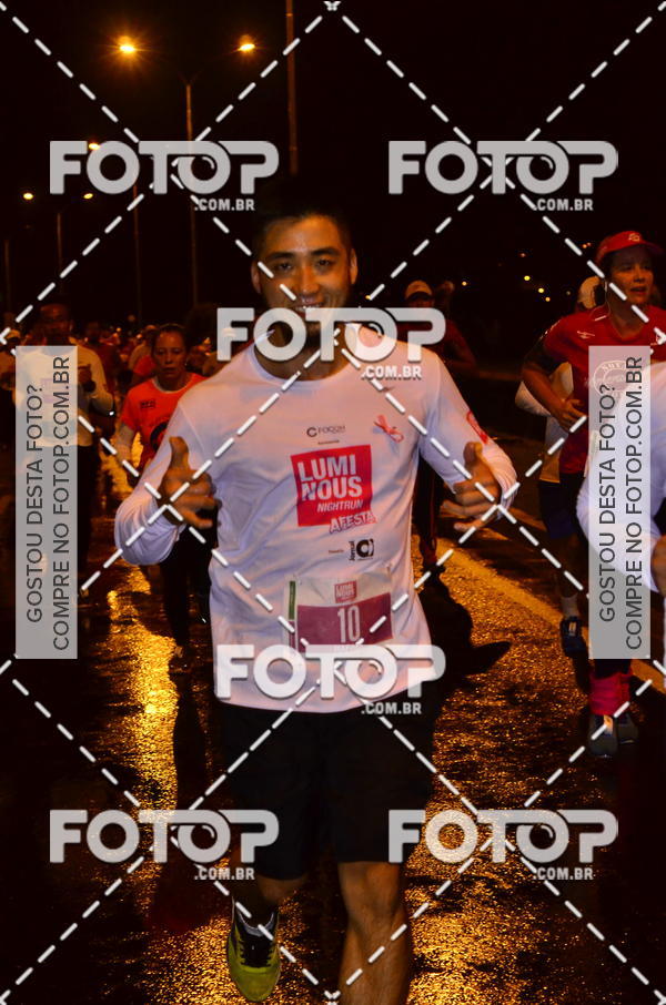 Buy your photos of the eventLuminous Run on Fotop