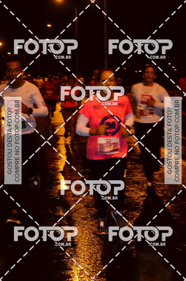 Buy your photos of the eventLuminous Run on Fotop