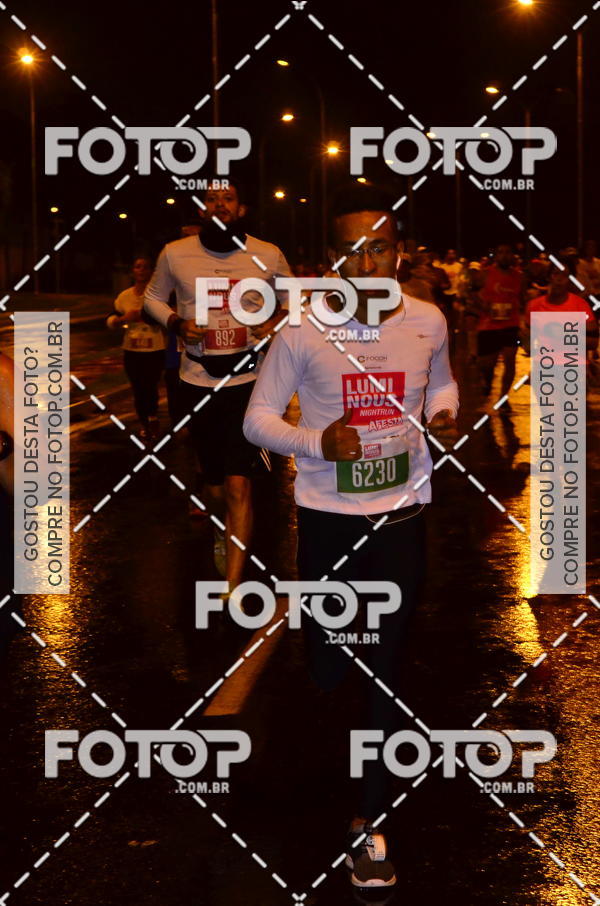 Buy your photos of the eventLuminous Run on Fotop