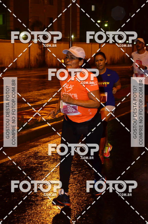 Buy your photos of the eventLuminous Run on Fotop