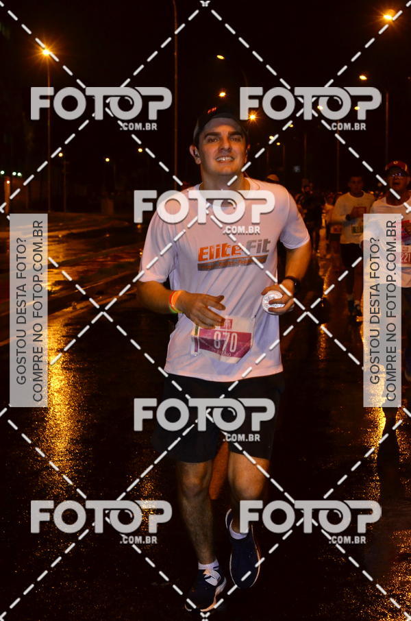 Buy your photos of the eventLuminous Run on Fotop