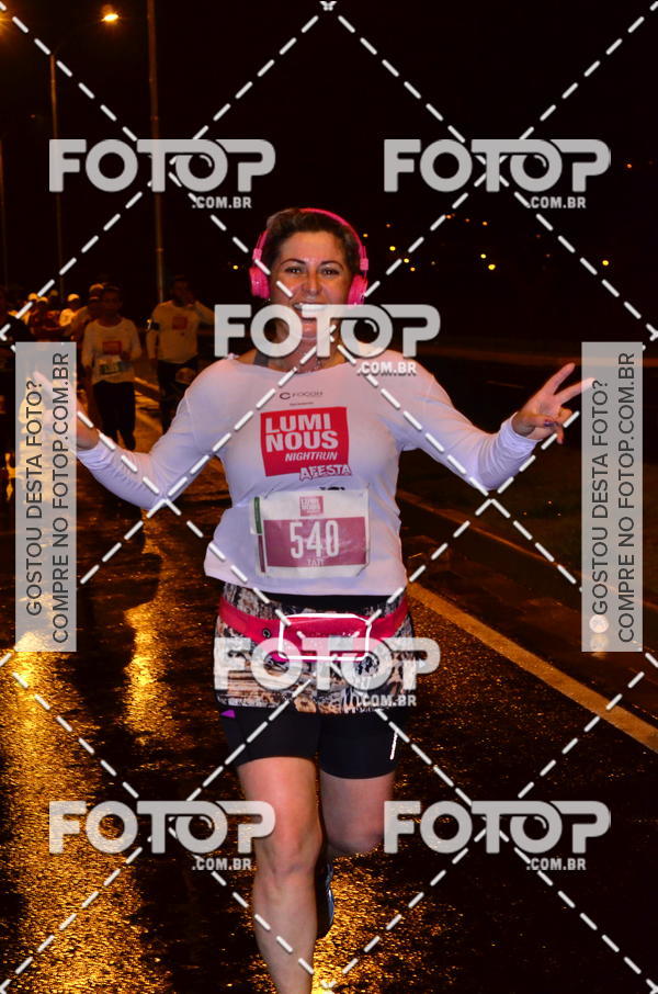 Buy your photos of the eventLuminous Run on Fotop