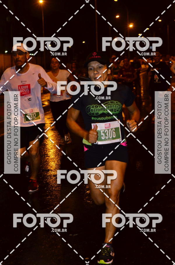 Buy your photos of the eventLuminous Run on Fotop