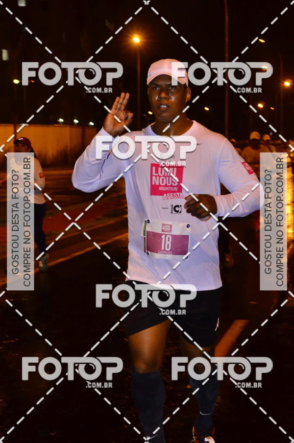 Buy your photos of the eventLuminous Run on Fotop