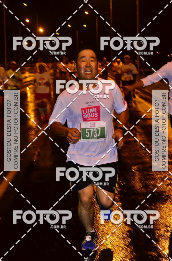 Buy your photos of the eventLuminous Run on Fotop