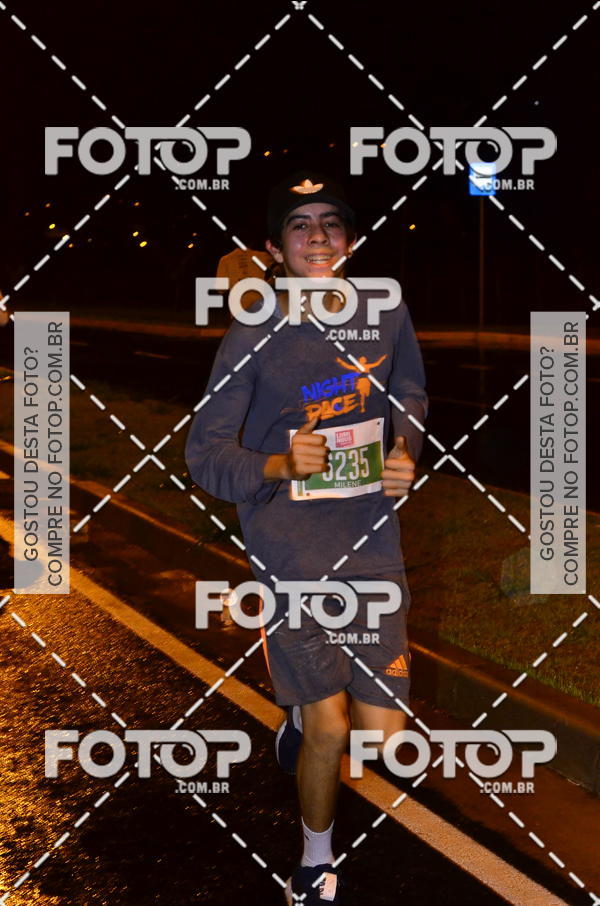 Buy your photos of the eventLuminous Run on Fotop