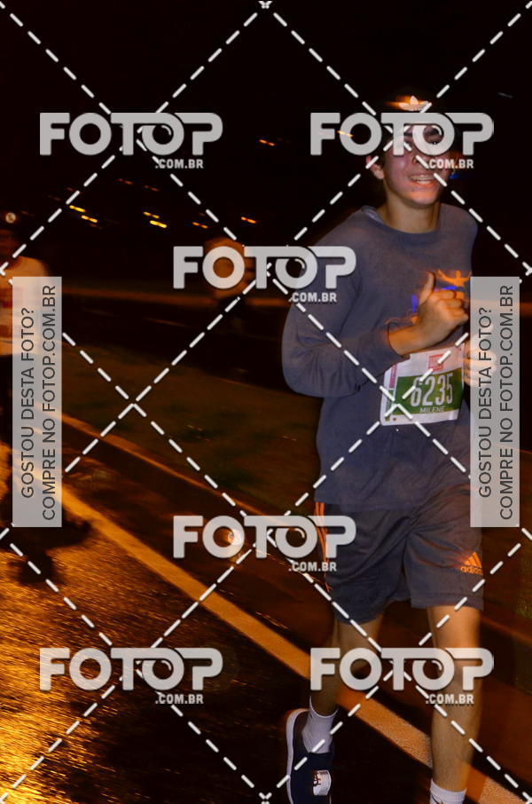 Buy your photos of the eventLuminous Run on Fotop