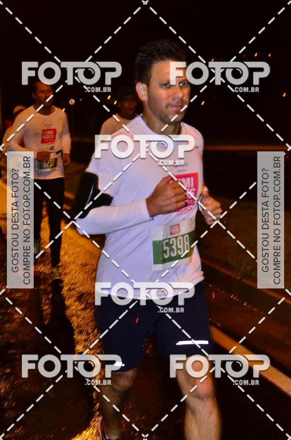 Buy your photos of the eventLuminous Run on Fotop
