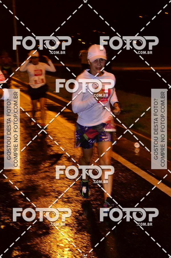 Buy your photos of the eventLuminous Run on Fotop