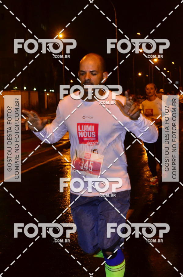 Buy your photos of the eventLuminous Run on Fotop