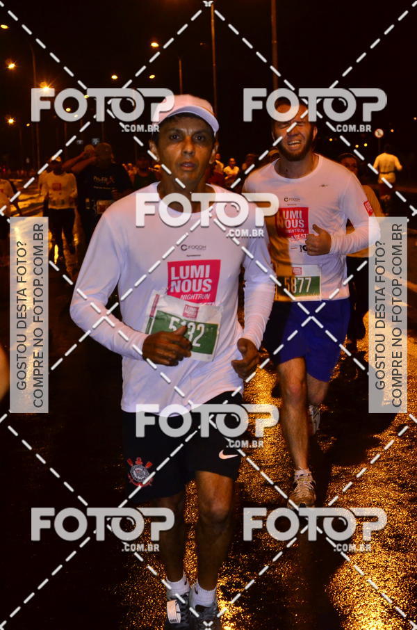 Buy your photos of the eventLuminous Run on Fotop