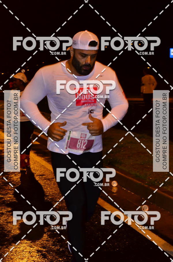 Buy your photos of the eventLuminous Run on Fotop