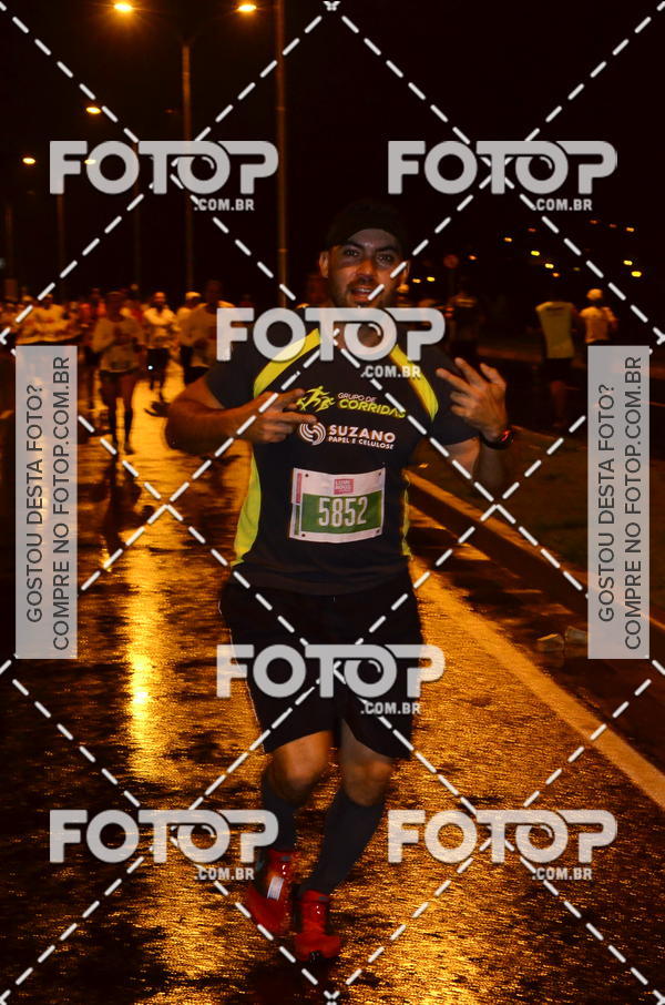 Buy your photos of the eventLuminous Run on Fotop
