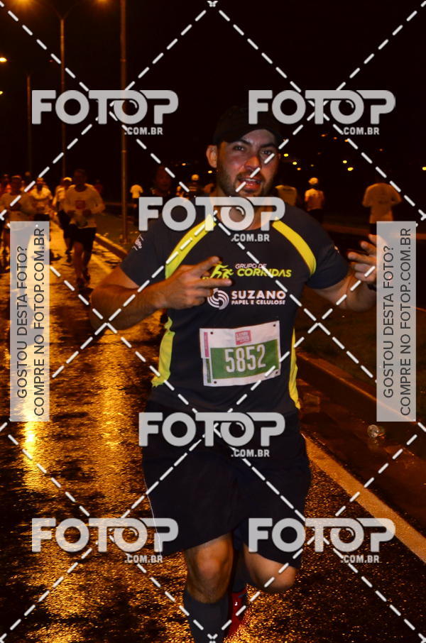 Buy your photos of the eventLuminous Run on Fotop
