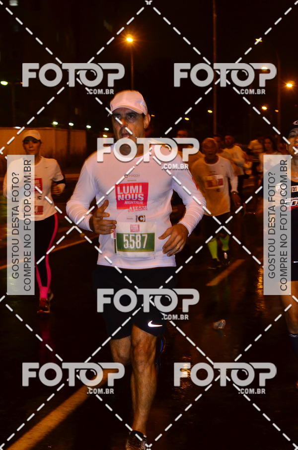 Buy your photos of the eventLuminous Run on Fotop