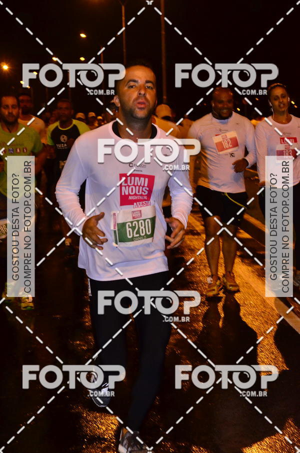 Buy your photos of the eventLuminous Run on Fotop