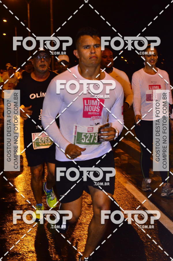 Buy your photos of the eventLuminous Run on Fotop