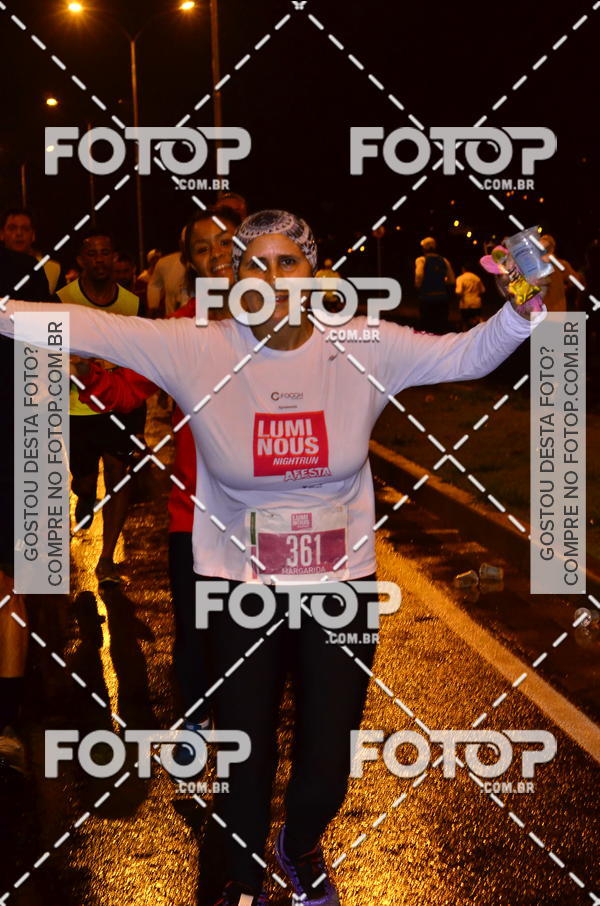 Buy your photos of the eventLuminous Run on Fotop