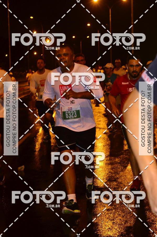 Buy your photos of the eventLuminous Run on Fotop
