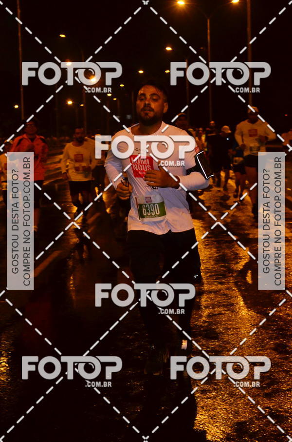 Buy your photos of the eventLuminous Run on Fotop