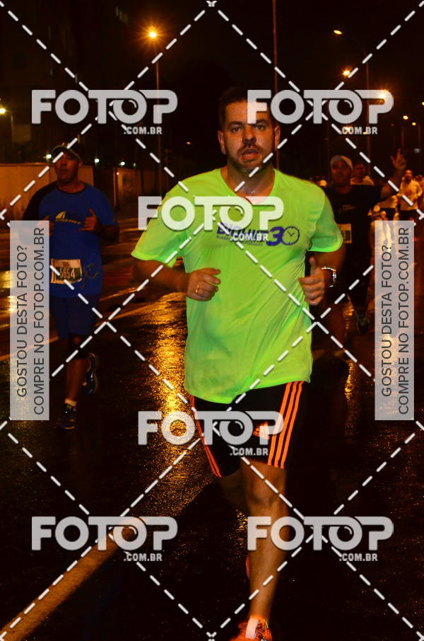Buy your photos of the eventLuminous Run on Fotop