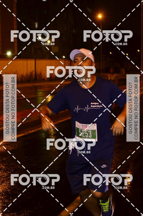 Buy your photos of the eventLuminous Run on Fotop