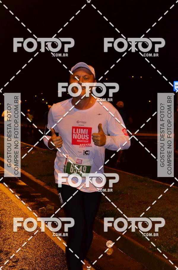 Buy your photos of the eventLuminous Run on Fotop