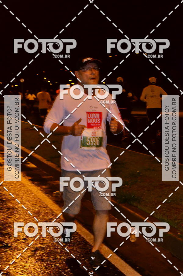 Buy your photos of the eventLuminous Run on Fotop