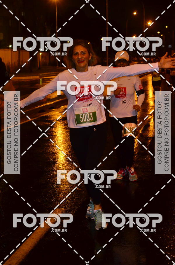 Buy your photos of the eventLuminous Run on Fotop
