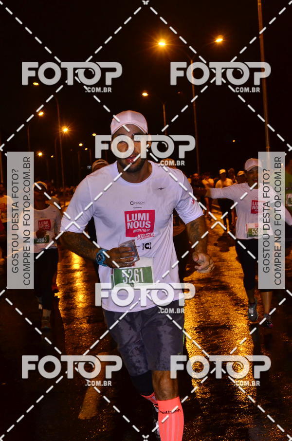 Buy your photos of the eventLuminous Run on Fotop