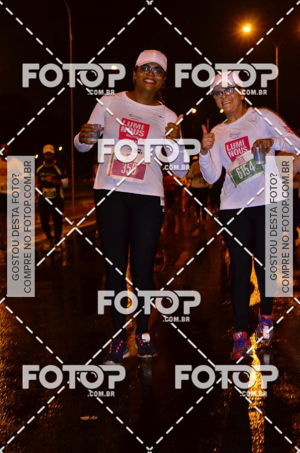Buy your photos of the eventLuminous Run on Fotop