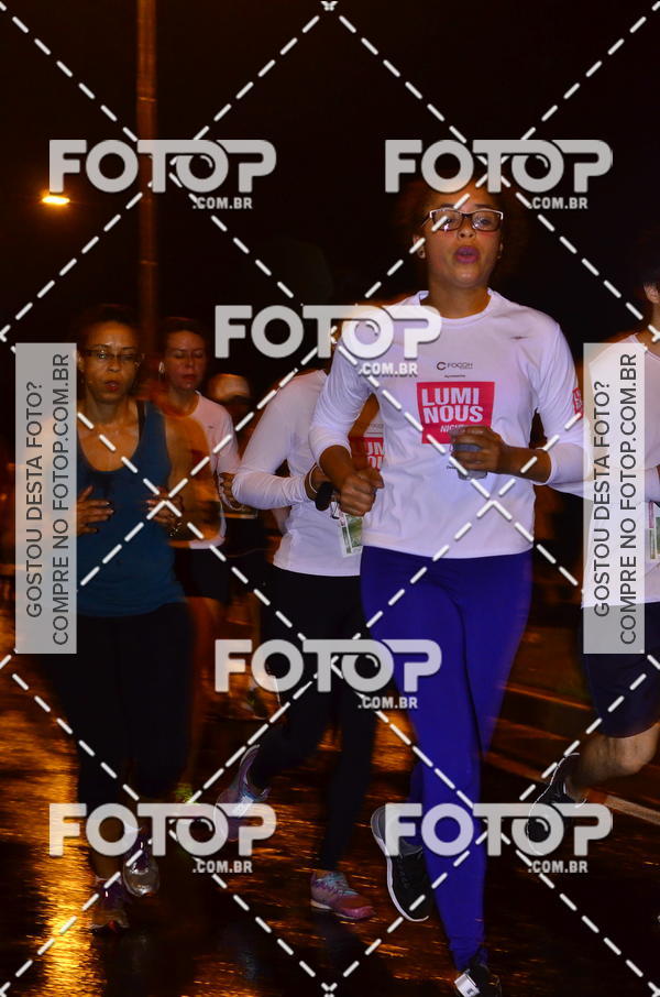 Buy your photos of the eventLuminous Run on Fotop