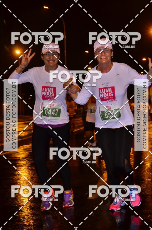 Buy your photos of the eventLuminous Run on Fotop