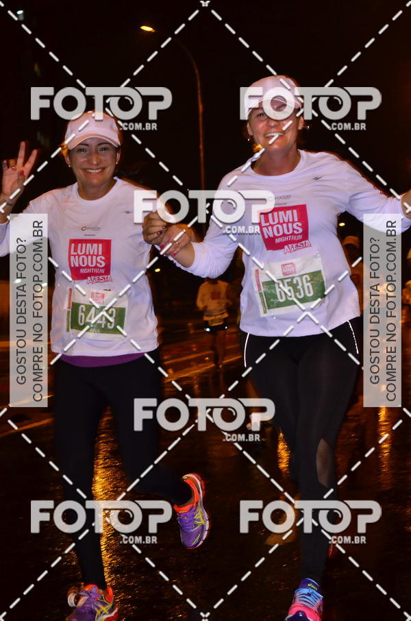 Buy your photos of the eventLuminous Run on Fotop