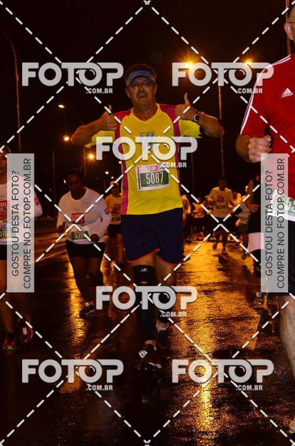 Buy your photos of the eventLuminous Run on Fotop