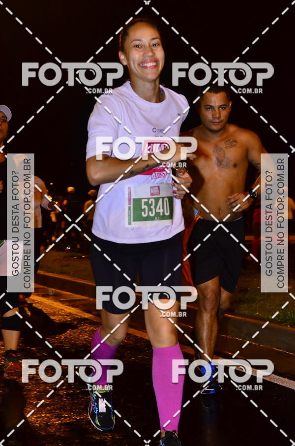 Buy your photos of the eventLuminous Run on Fotop