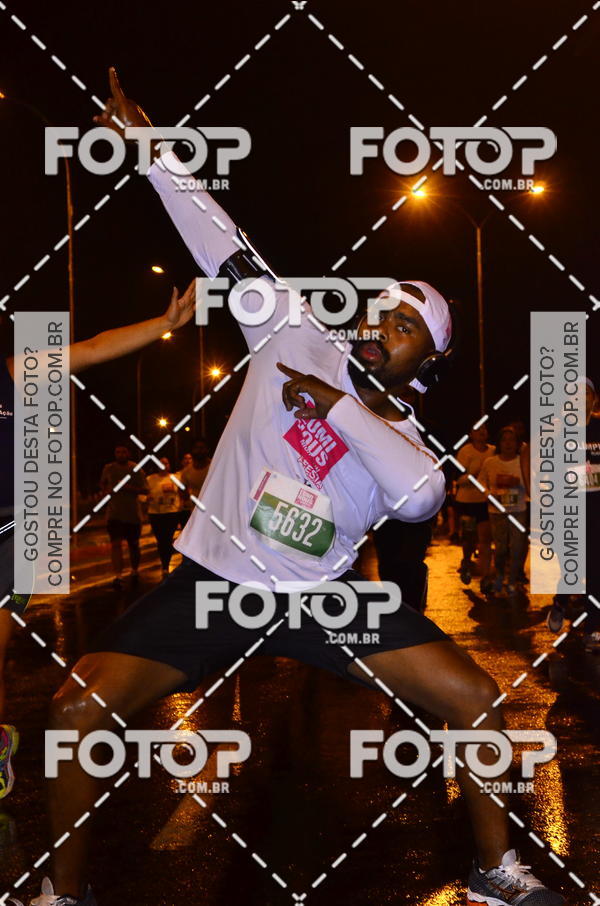 Buy your photos of the eventLuminous Run on Fotop