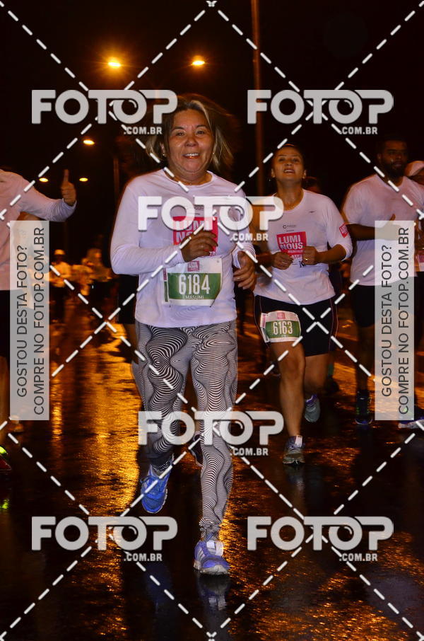 Buy your photos of the eventLuminous Run on Fotop