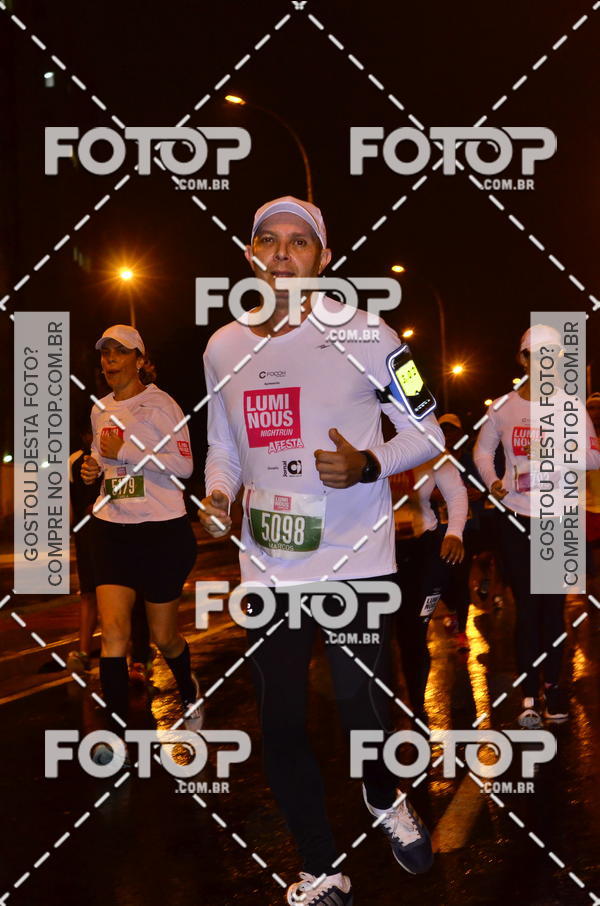 Buy your photos of the eventLuminous Run on Fotop