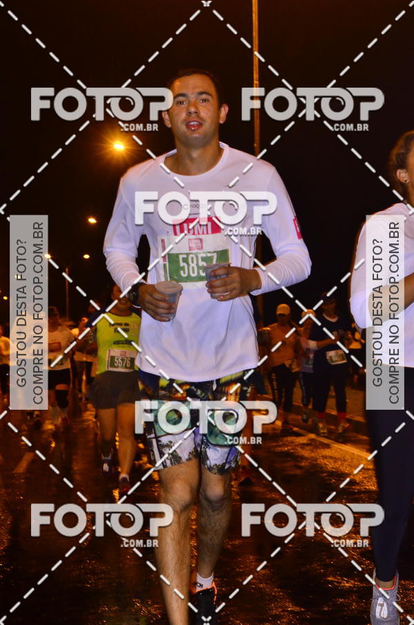 Buy your photos of the eventLuminous Run on Fotop