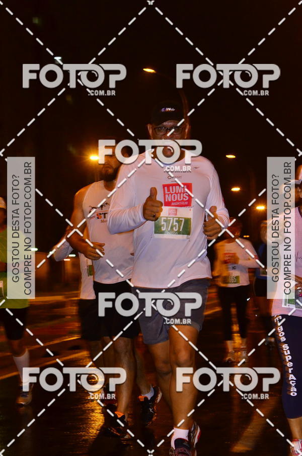 Buy your photos of the eventLuminous Run on Fotop