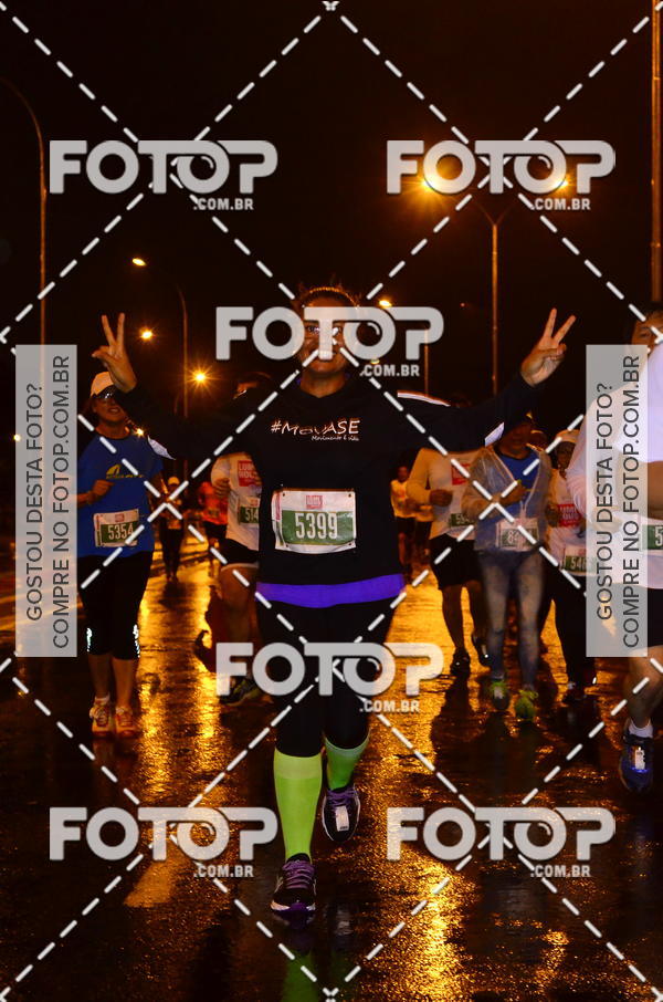 Buy your photos of the eventLuminous Run on Fotop