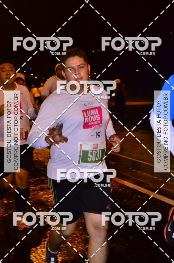 Buy your photos of the eventLuminous Run on Fotop
