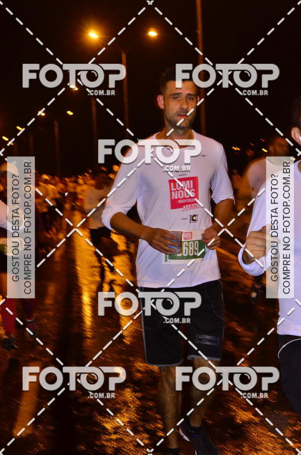 Buy your photos of the eventLuminous Run on Fotop