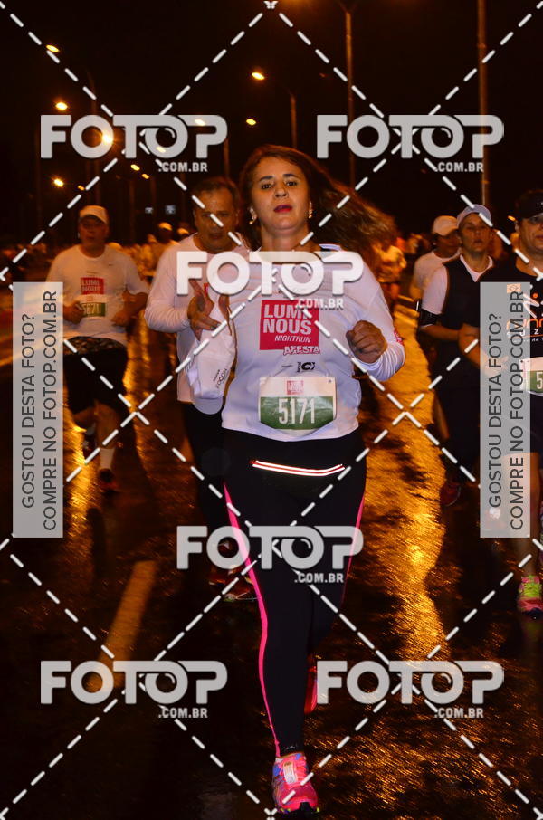 Buy your photos of the eventLuminous Run on Fotop