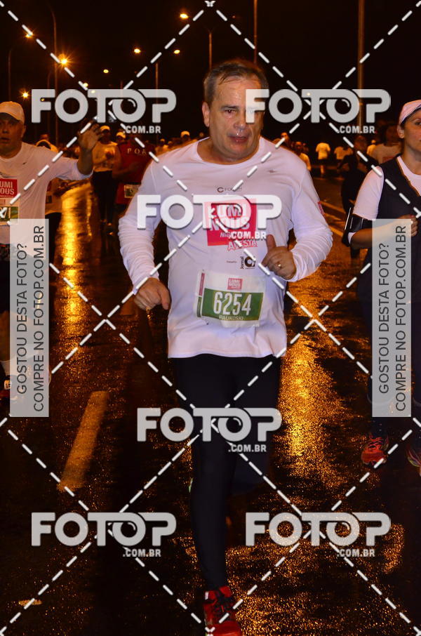Buy your photos of the eventLuminous Run on Fotop