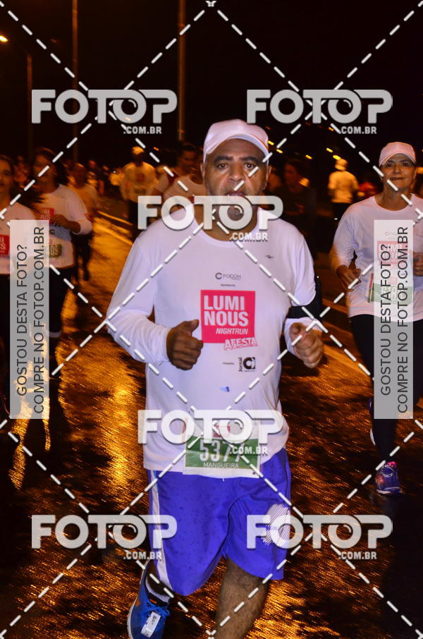 Buy your photos of the eventLuminous Run on Fotop