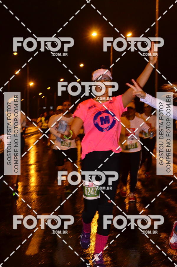 Buy your photos of the eventLuminous Run on Fotop