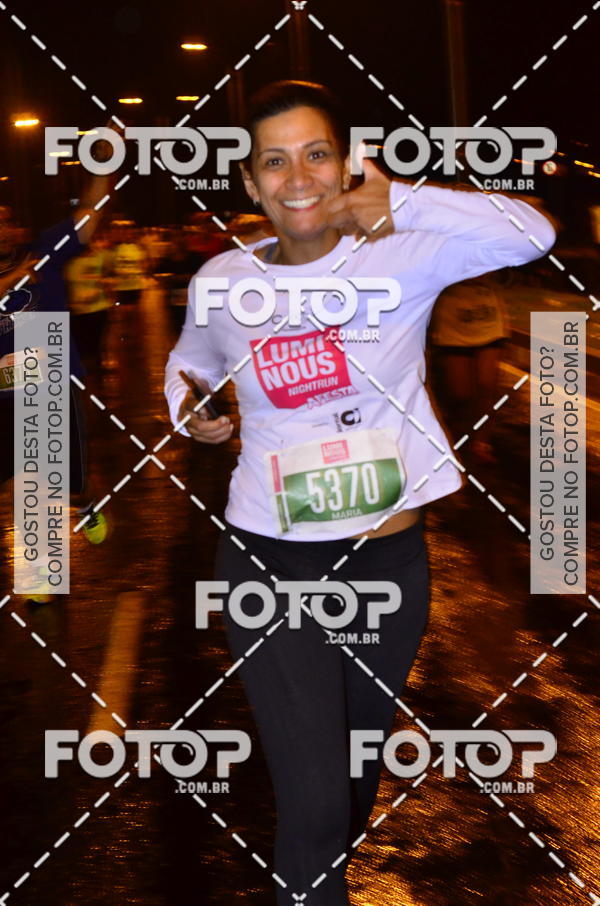 Buy your photos of the eventLuminous Run on Fotop